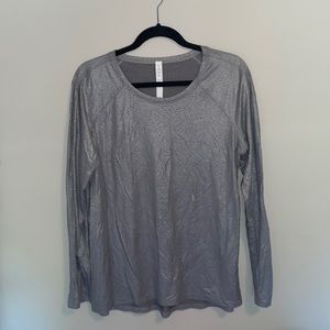 Lululemon silver metallic long sleeve work out top